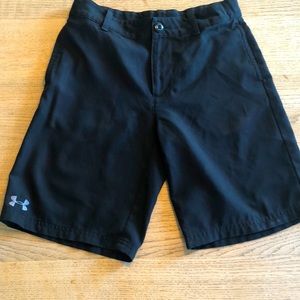 Under Armor dry wick golf shorts